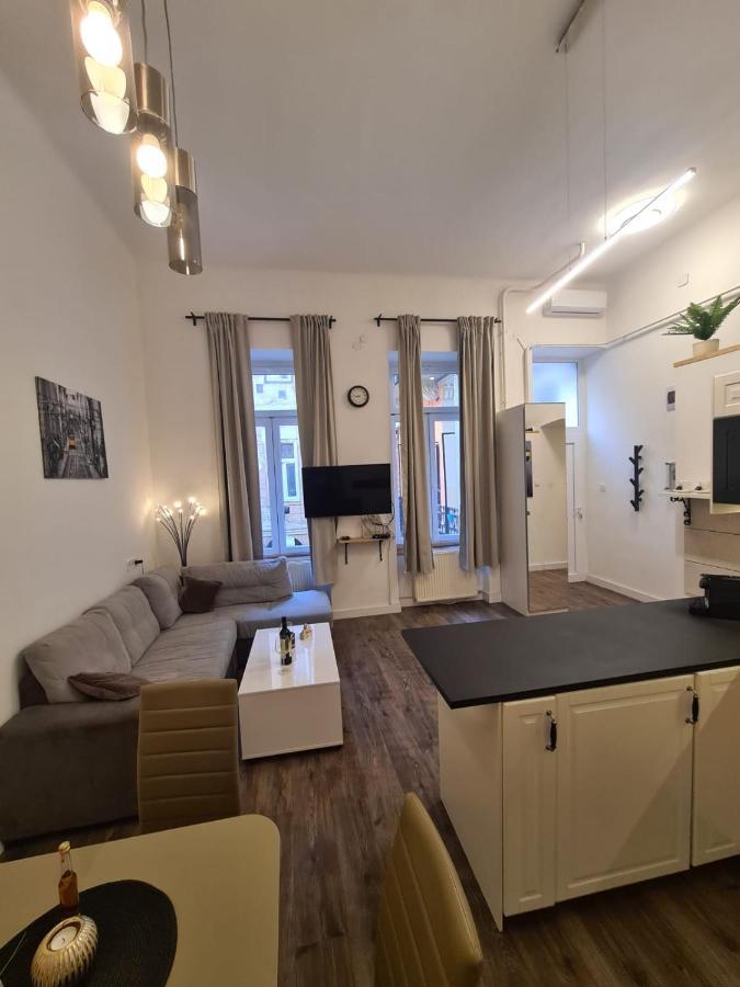 Akacfa Boutique Apartment Budapest Kültér fotó