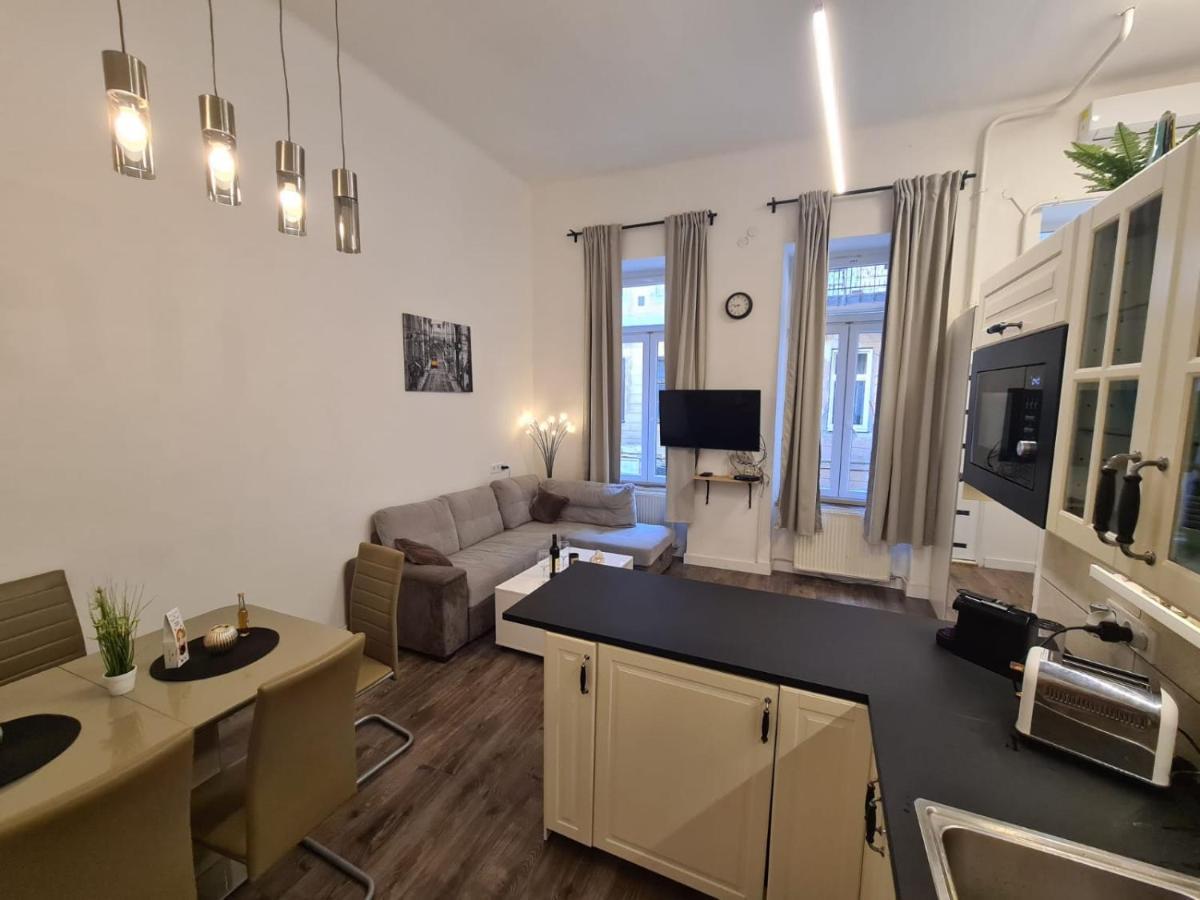 Akacfa Boutique Apartment Budapest Kültér fotó